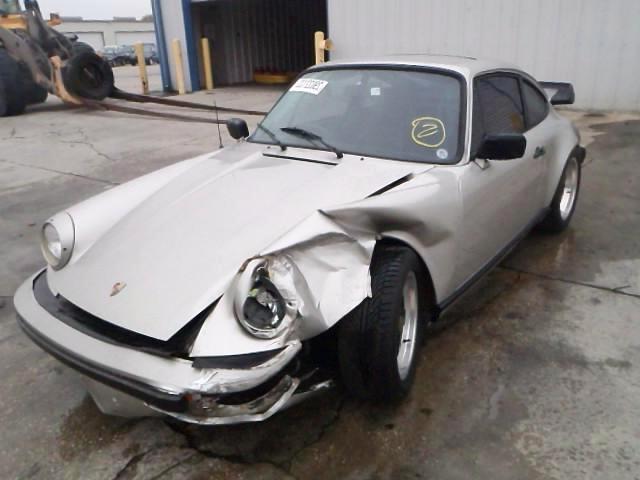 wrecked-salvage-repairable-porsche-911-for-sale